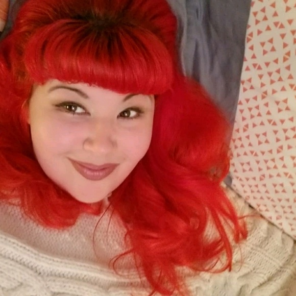 Meet your Posher, Connie - Picture 1 of 1